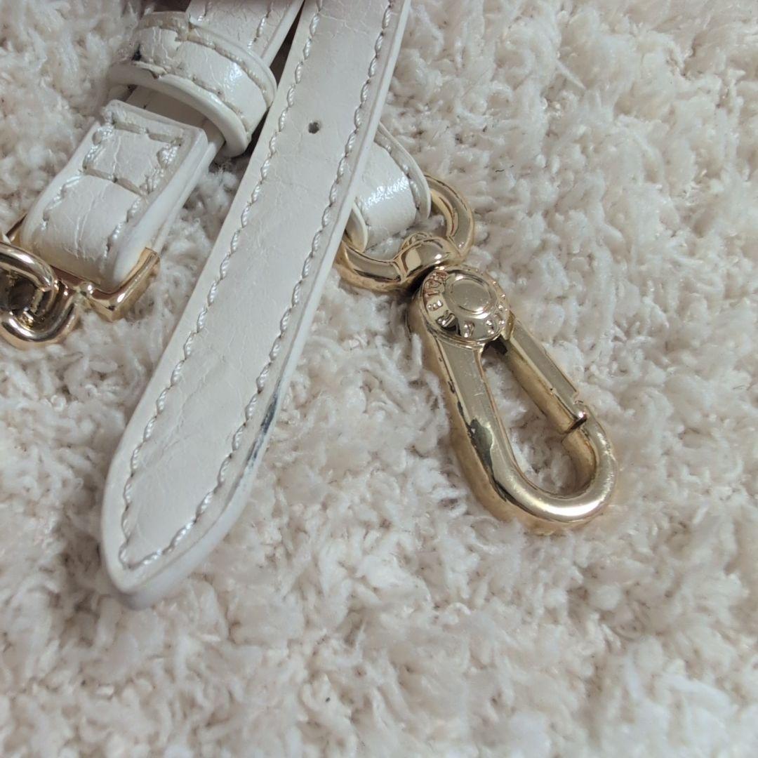 CHARLES & KEITH チェーンハンドルツーウェイバック