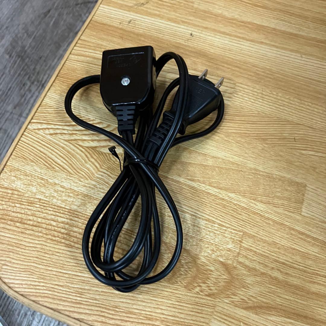 一都三県限定　配送設置無料　炊飯器　TIGER タイガー　2022年製　3合