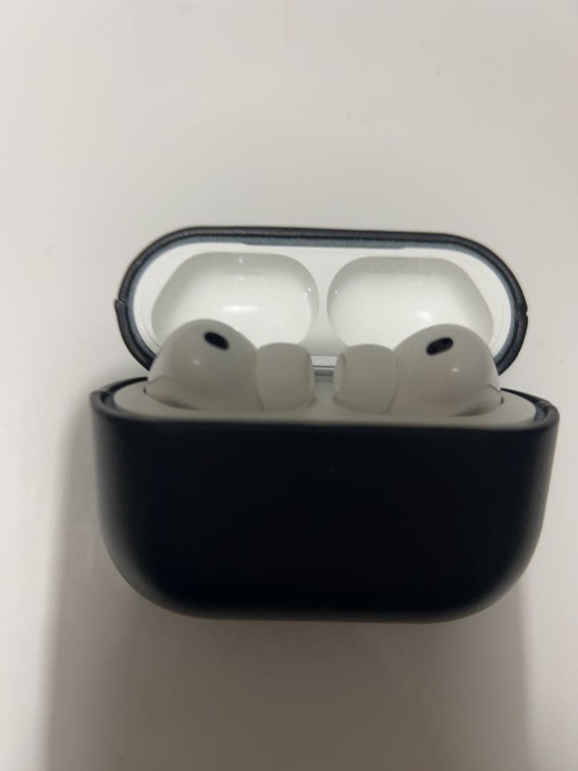 AirPods pro3 本体 ホワイト ワイヤレスイヤホン ブラックケース