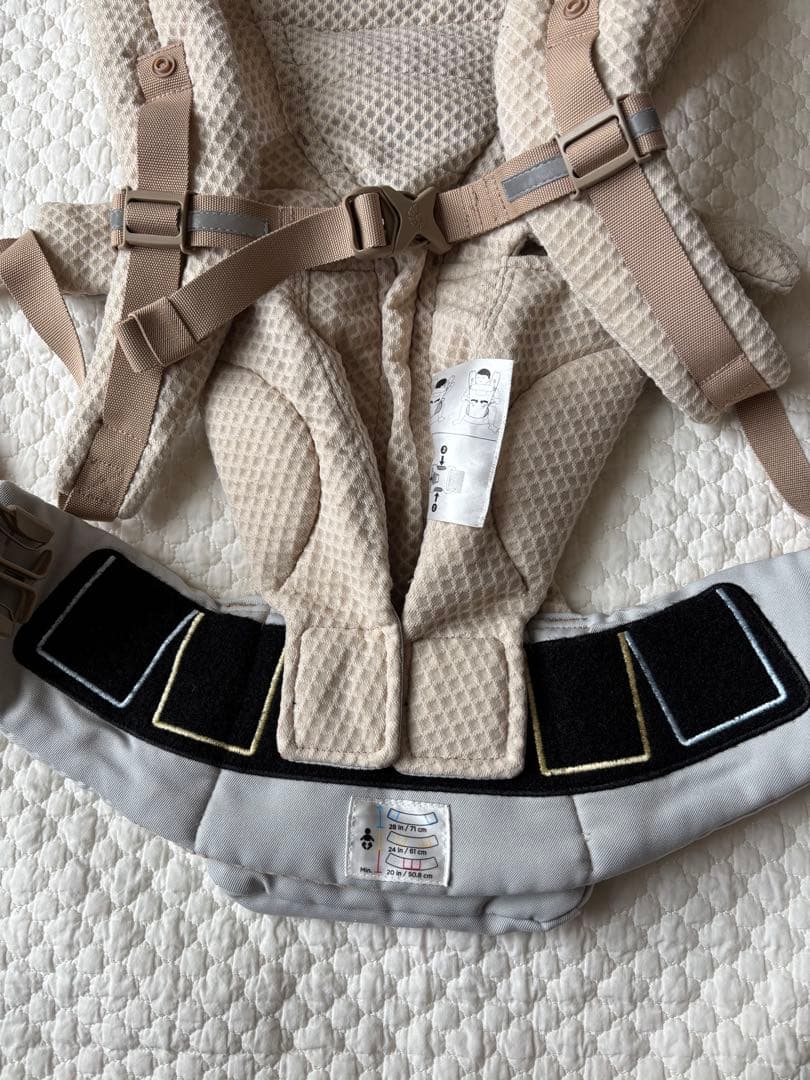 ergobaby オムニブリーズ　抱っこひも サンドベージュ