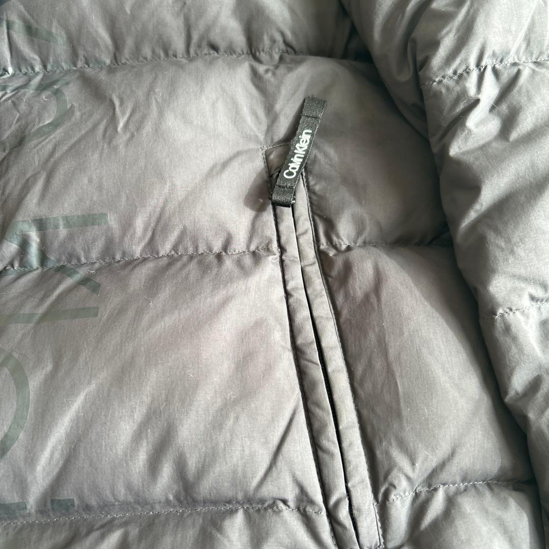 カルバンクライン ダウンジャケット ブラック ビッグロゴ ダウン フェザー 近年