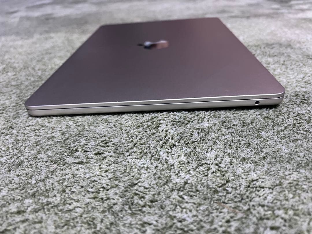 美品　MacBook Air M2 16GB 512GB