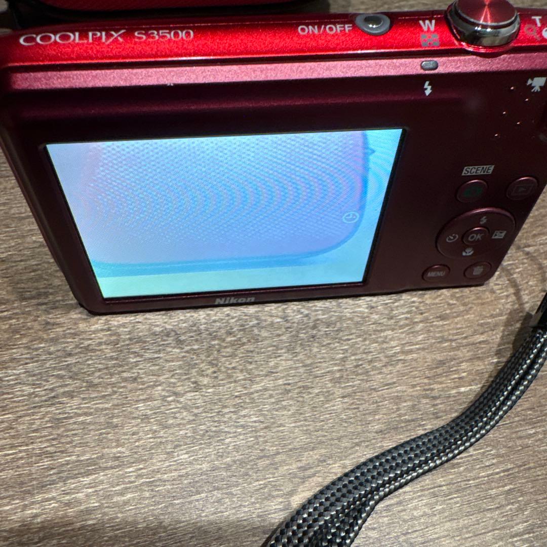 Nikon COOLPIX S3500 デジカメ　レッド