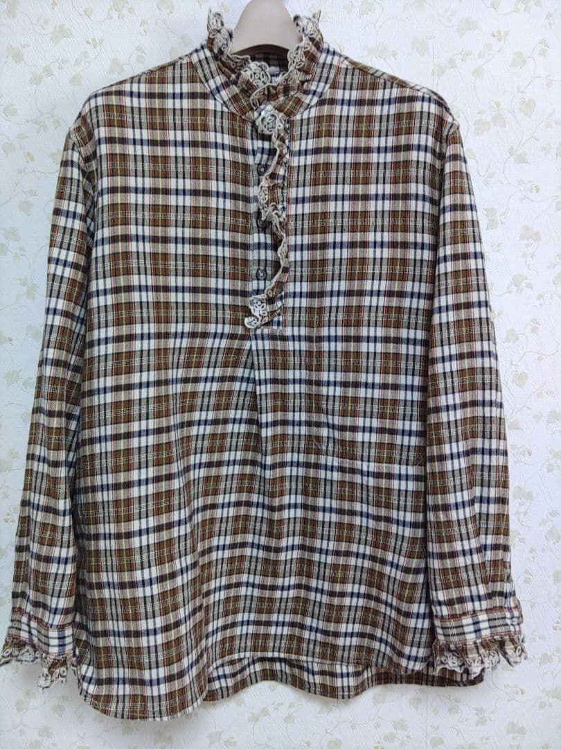 45R インドネルのフリルプルシャツサイズ３ 茶と黒チェック
