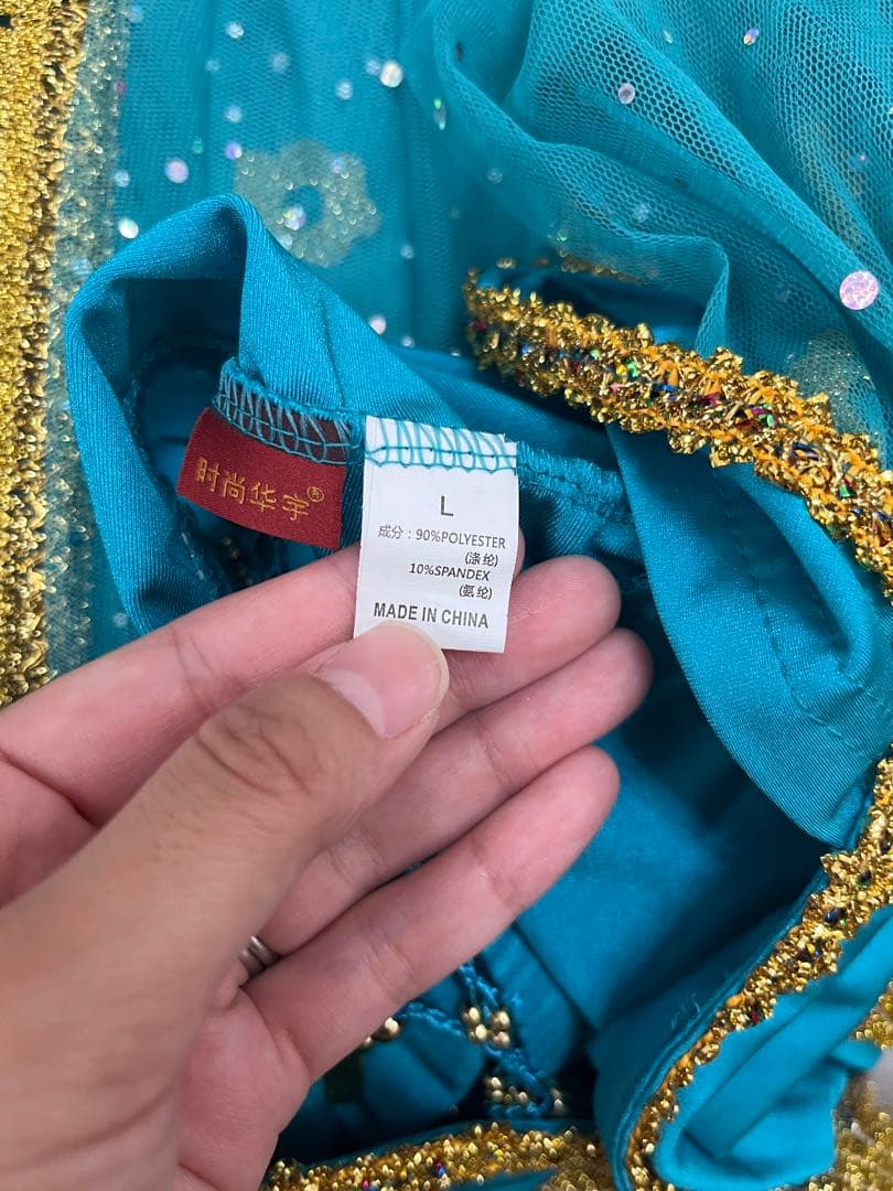 アラジンコスプレ　ジーニーのみ