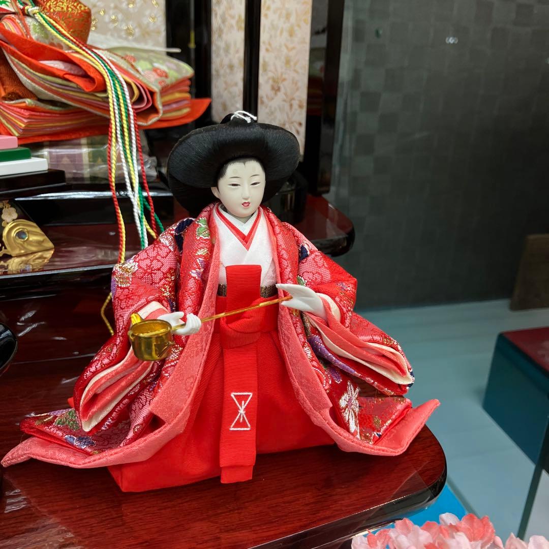 お値下げしました。本仕立て3段五人雛飾り