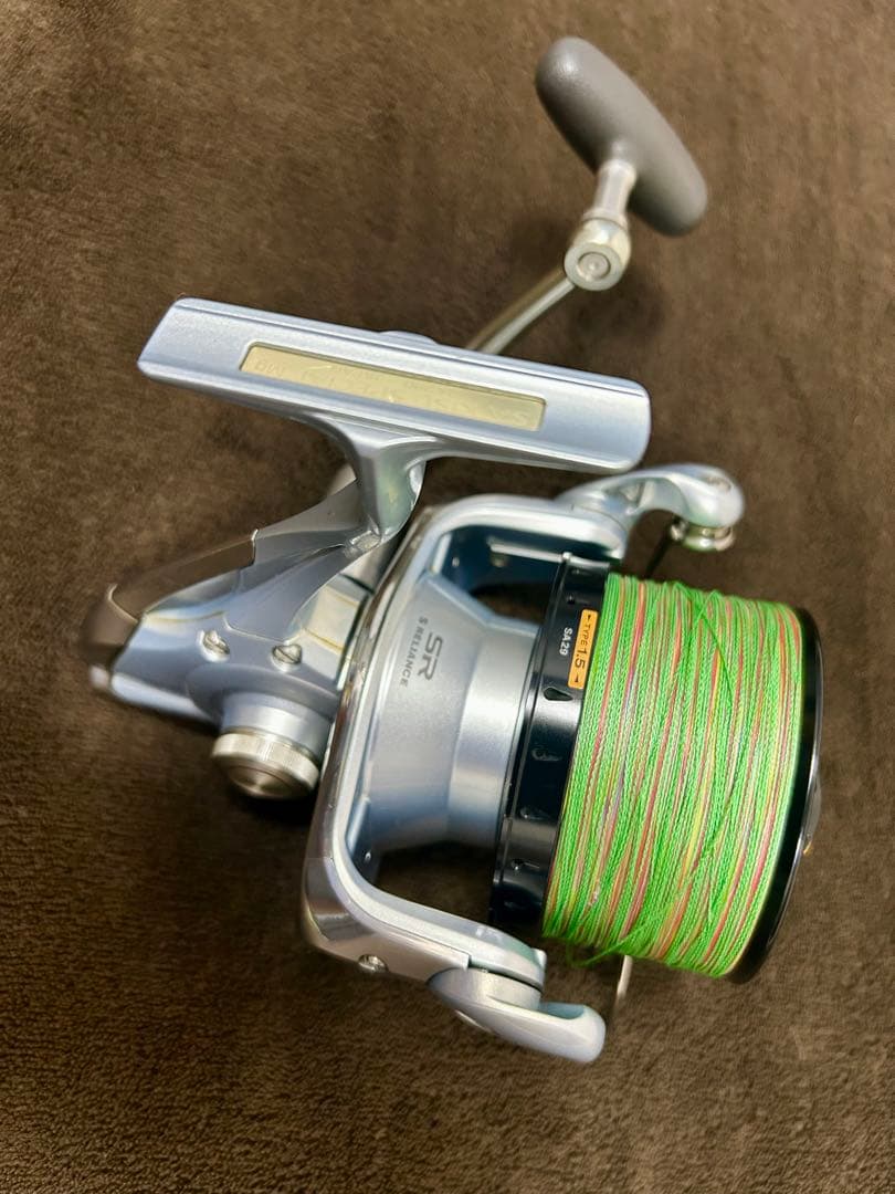 スピニングリール