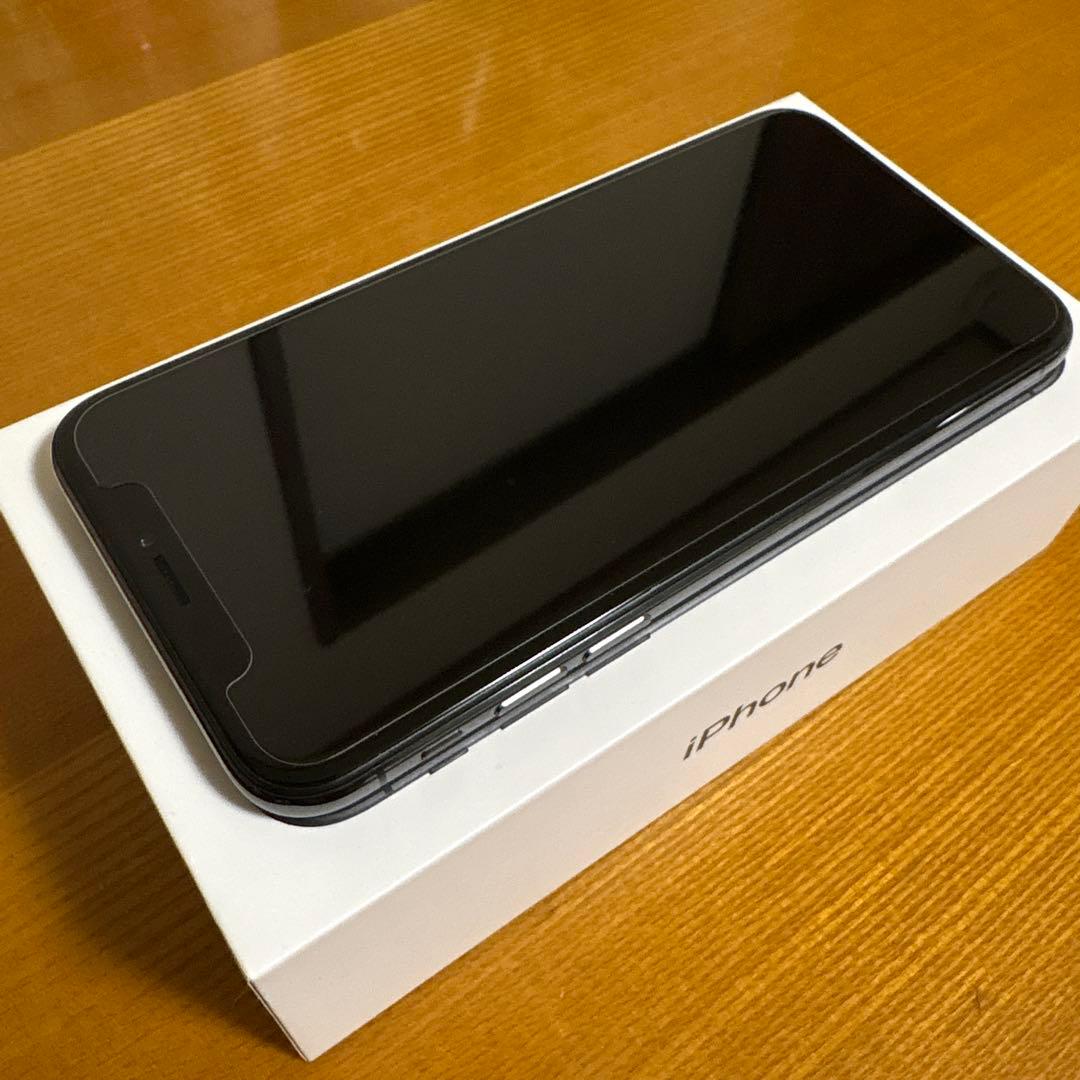 Apple iPhone X 64GB スペースグレイ