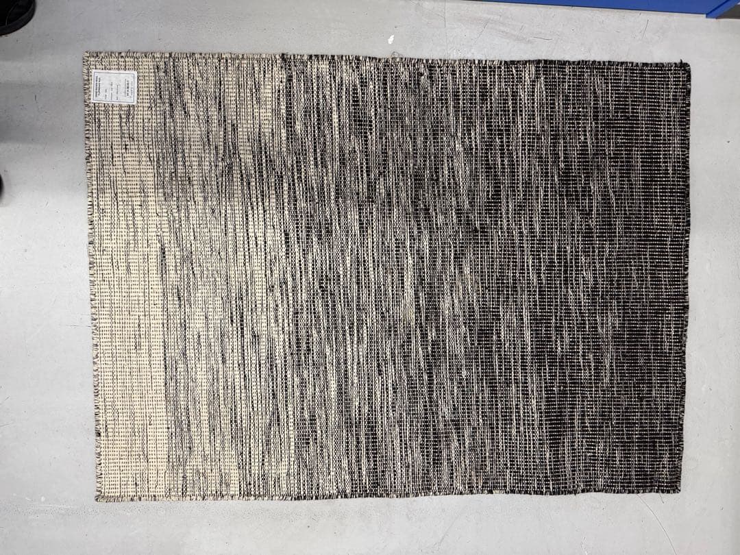 さ*ぼ様 インド　手織りのラグ　ウールフラットウィー 100x140 cm 白と