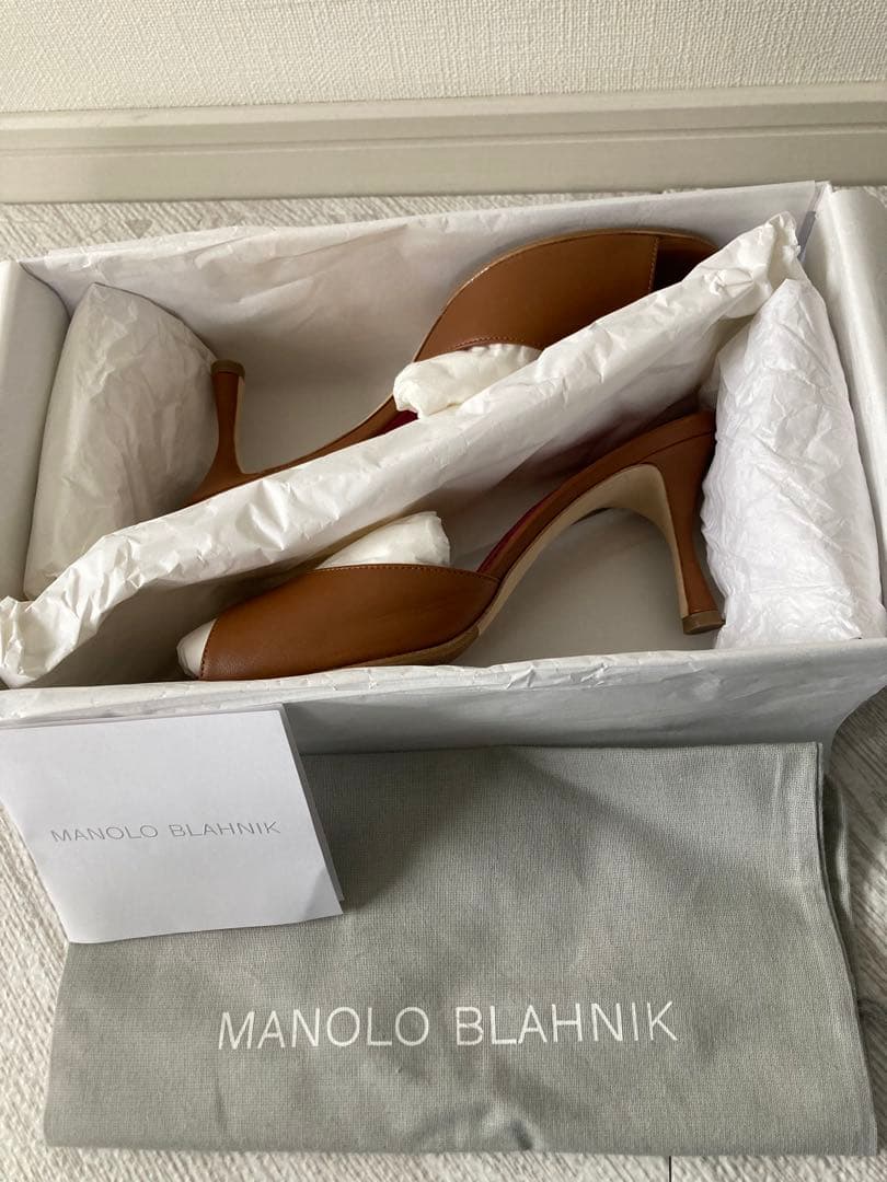 ManoloBlahnik JADAミュール