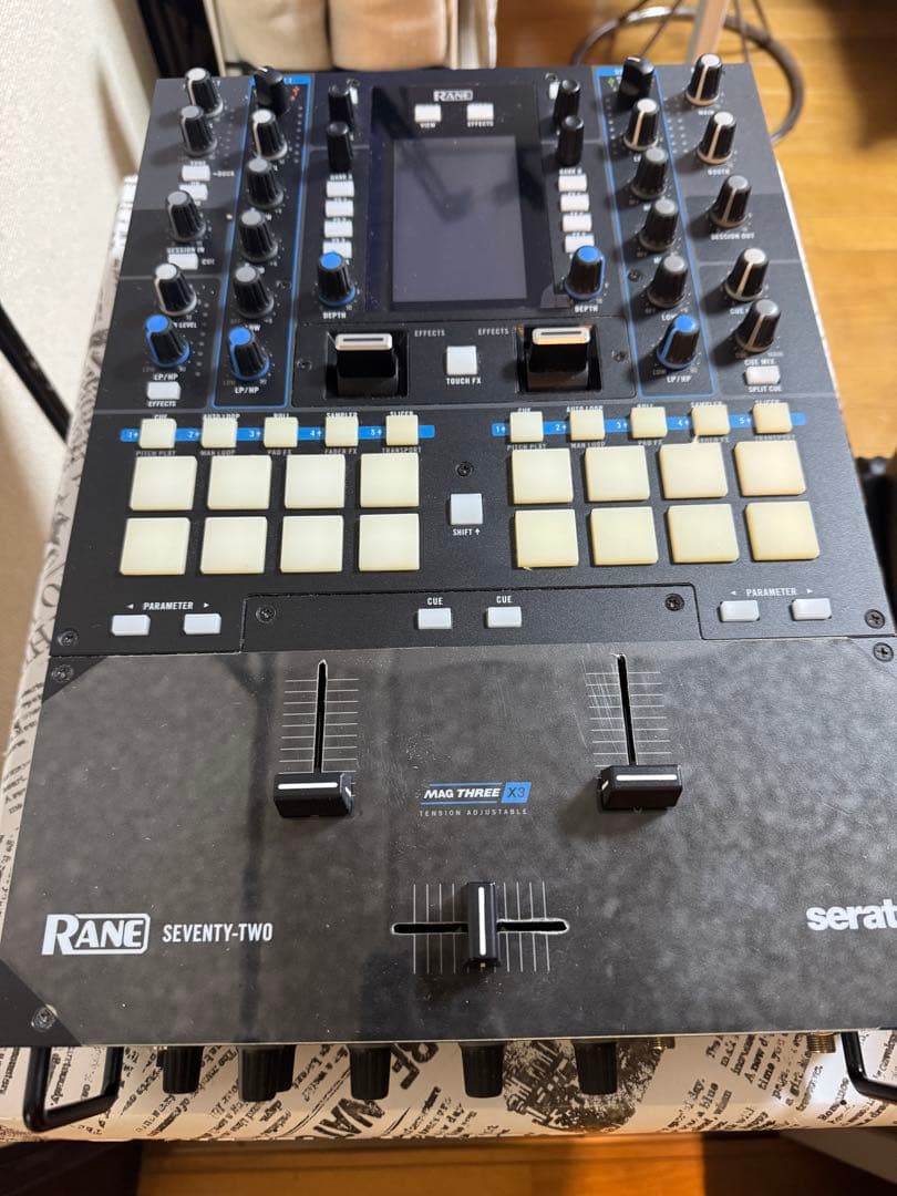 RANE SEVENTY-TWO DJミキサー