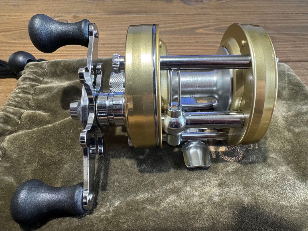 超激レア　新品　復刻Ambassadeur クラッシックゴールド5500C