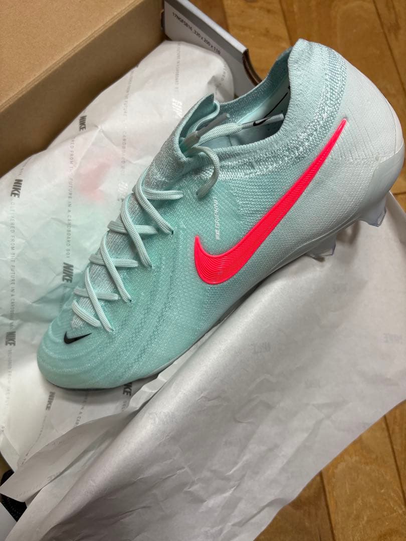 新品　廃盤品　大特価　ナイキ　ファントム GX 2 エリート FG