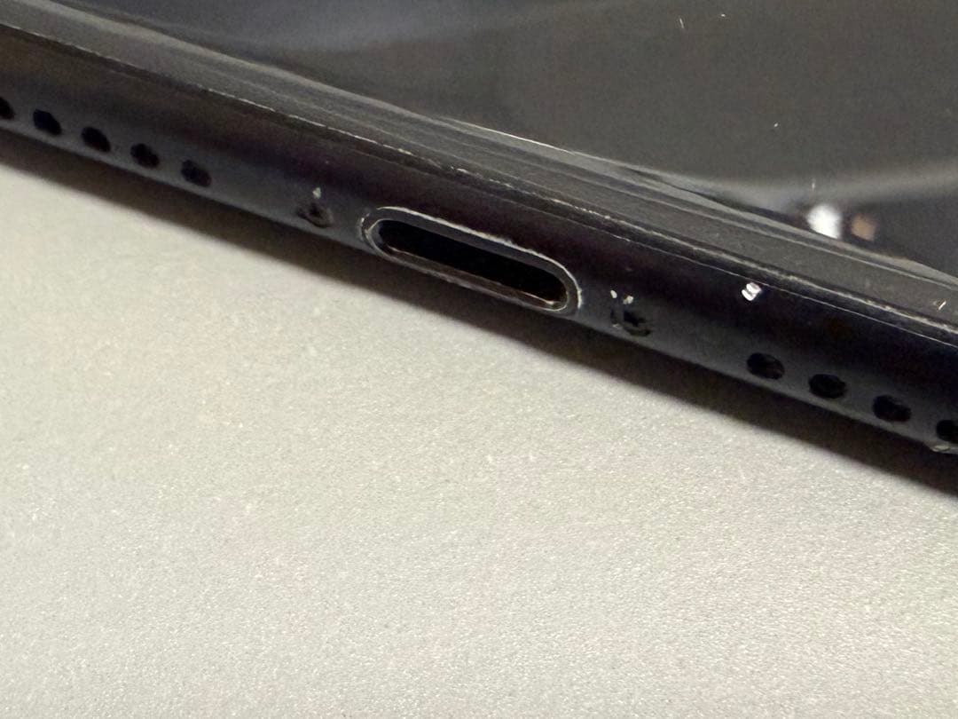 iPhoneSE 第2世代 ブラック 64GB 本体