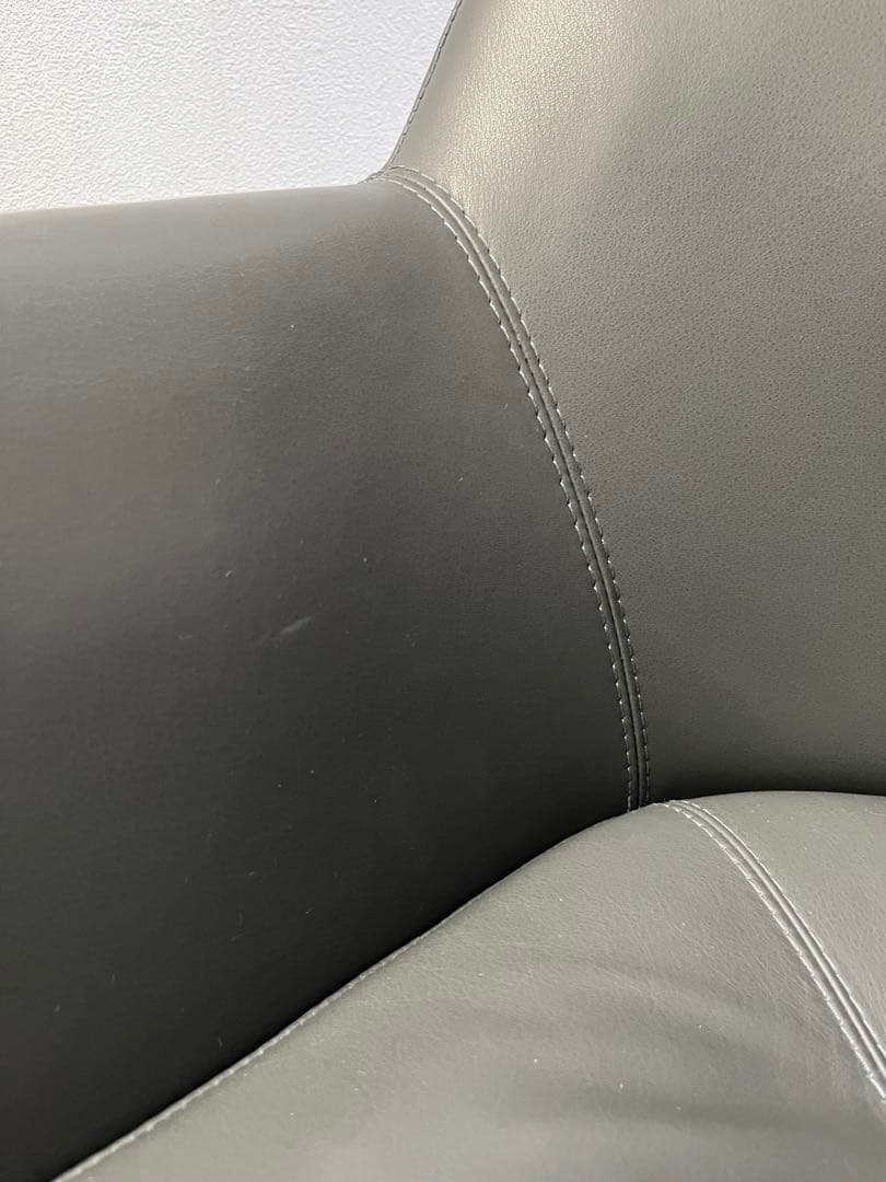 キールハワー　CONA 本革デスクチェア　総革　モダン　ミッドセンチュリー