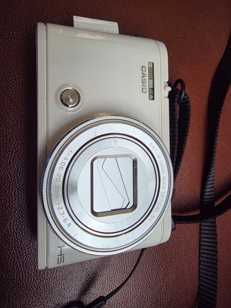 EX-ZR4100 ホワイト エクシリム　充電池(NP130A未開封)付き