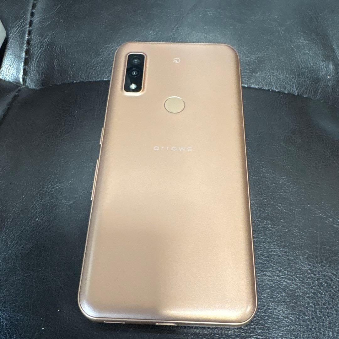 美品　arrows We FCG01 64GB アローズ