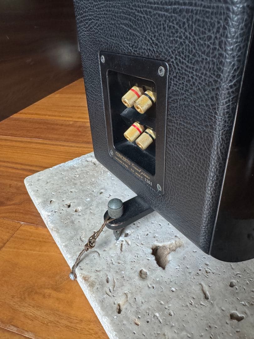 スピーカー・ウーファー Sonus faber Concerto Grand Piano