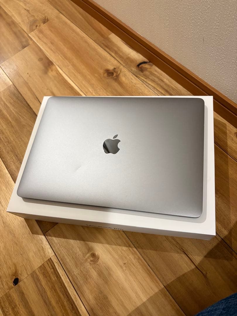 MacBook pro/2020/SSD512GBメモリ16GB