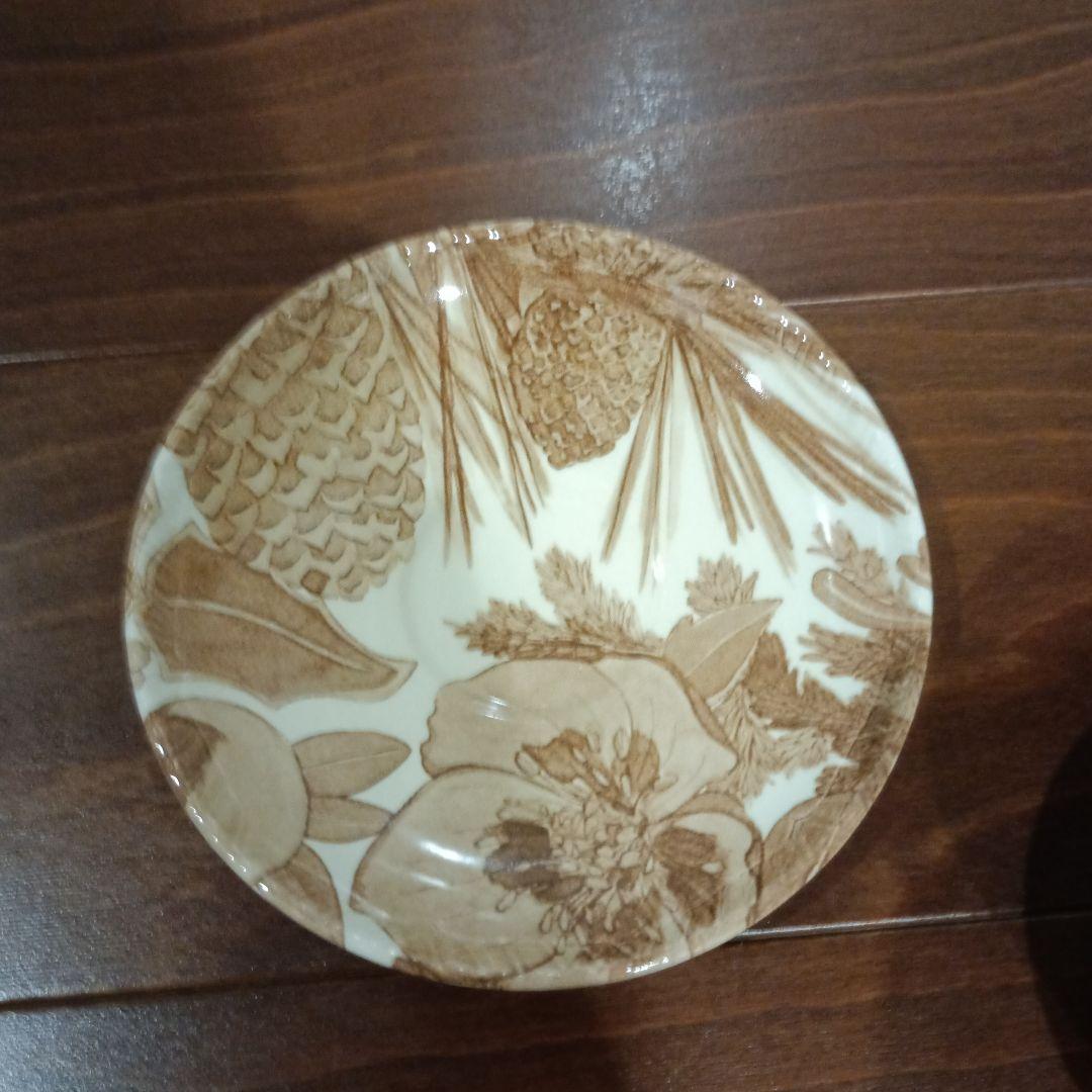 ジュヌビエーブ・レチュ　GENEVIEVE LETHU　クリスマスローズ柄