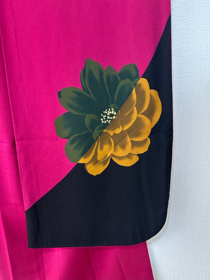 【 最終値下げ 】 豪華振袖４点セット！！　花柄　着物スキ倶楽部　１９２