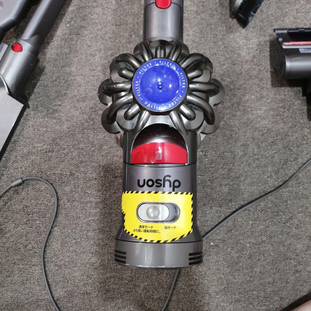 R*u様 Dyson V8 sv11　スティッククリーナー 本体 実動完品❤　送