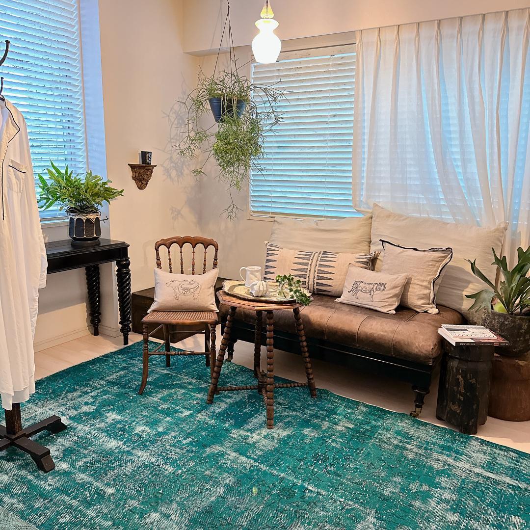 トルコ製ヴィンテージラグ981 超大判 ダークターコイズブルー オーバーダイ