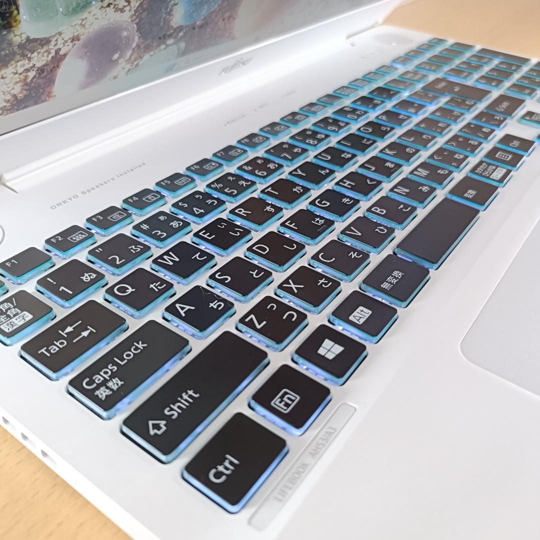 Windows11 i7 ノートPC SSD 1TB メモリ24GB 富士通 白