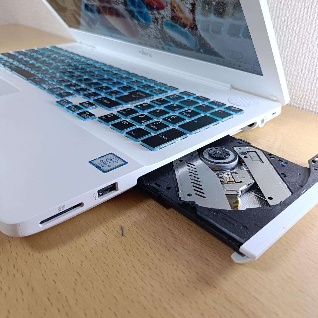 Windows11 i7 ノートPC SSD 1TB メモリ24GB 富士通 白