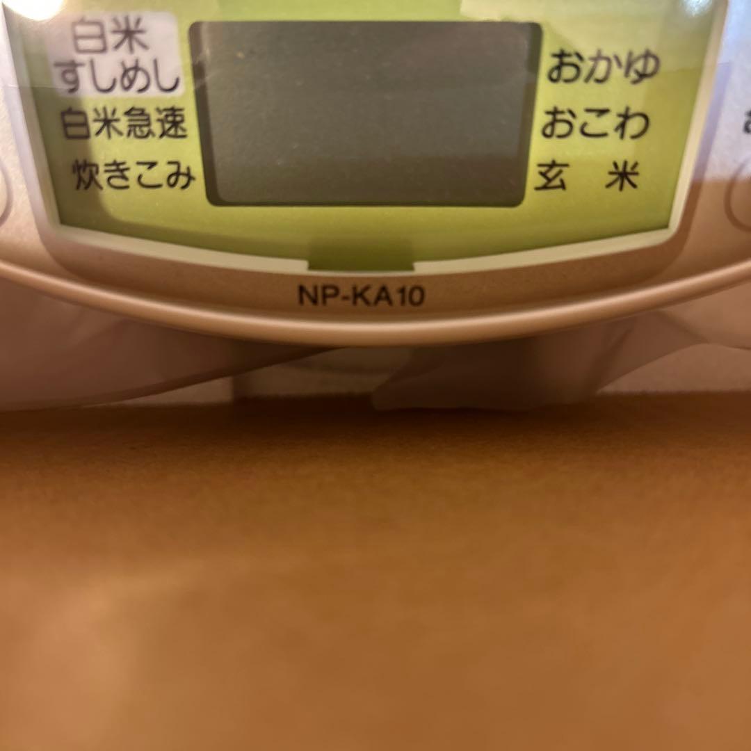 【未使用】ZOJIRUSHI IH炊飯ジャー 極め炊き NP-KA10-WB