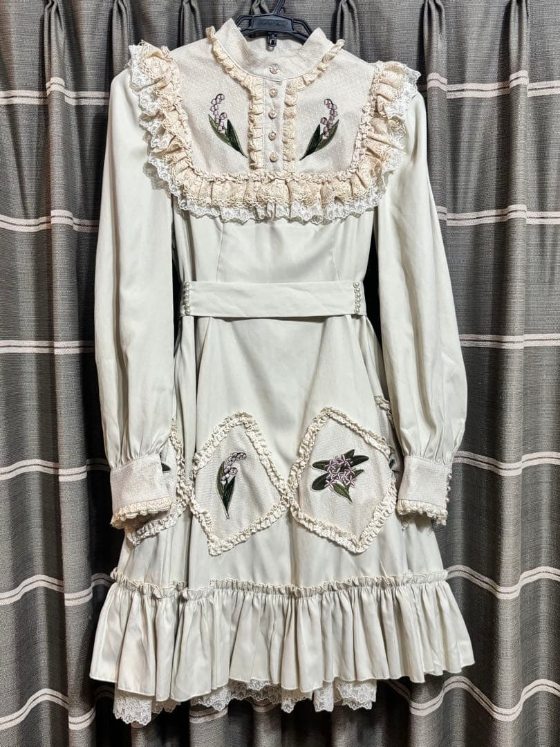 星箱Works すずらんのしおりワンピース