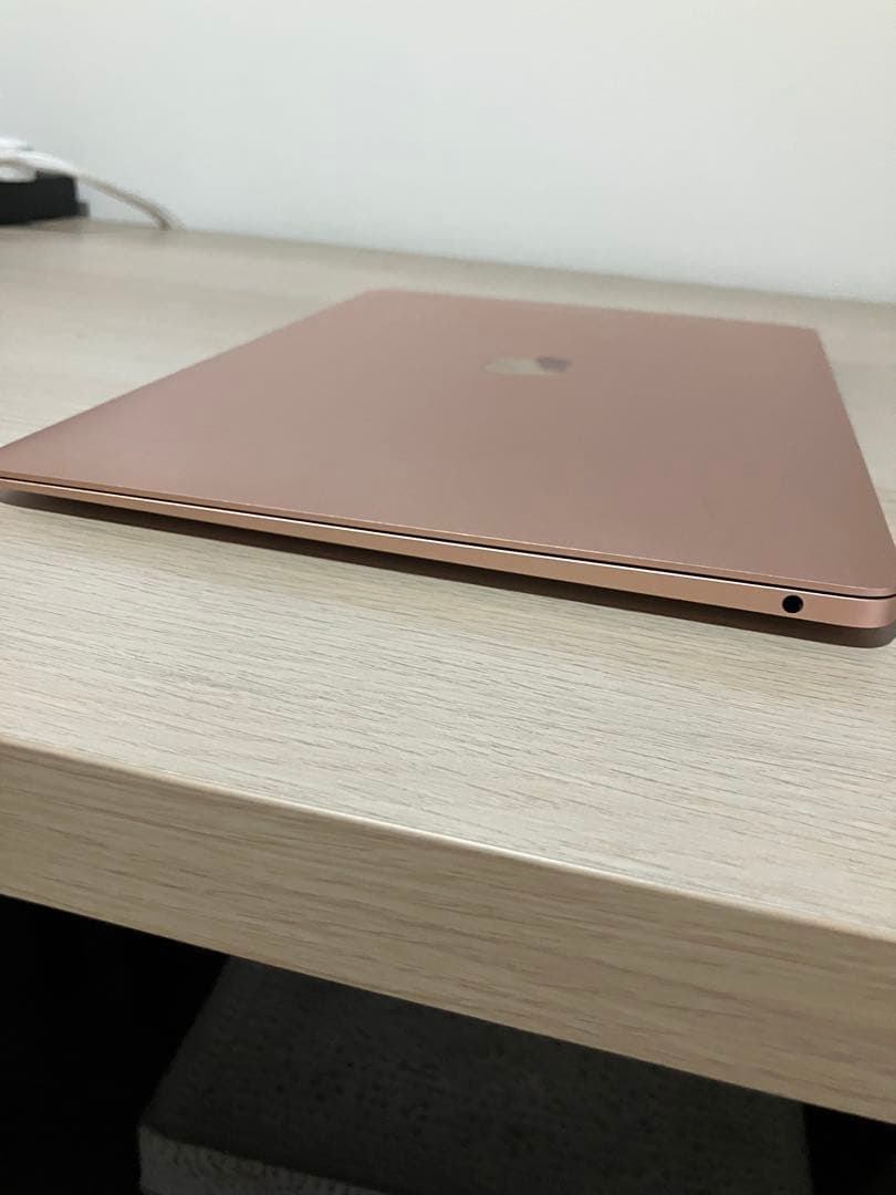 【美品‼️女性利用・送料無料】MacBook Air 13インチ 箱・充電付