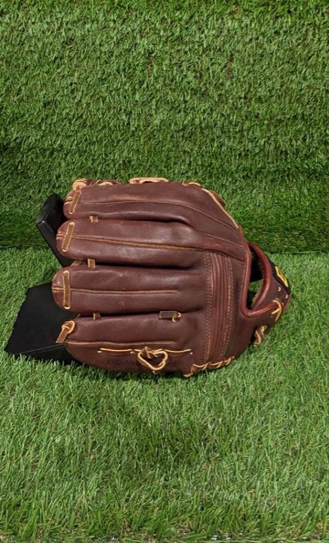 野球グラブ　グローブ　一般軟式大人用　内野手用　真弓モデル　BEN