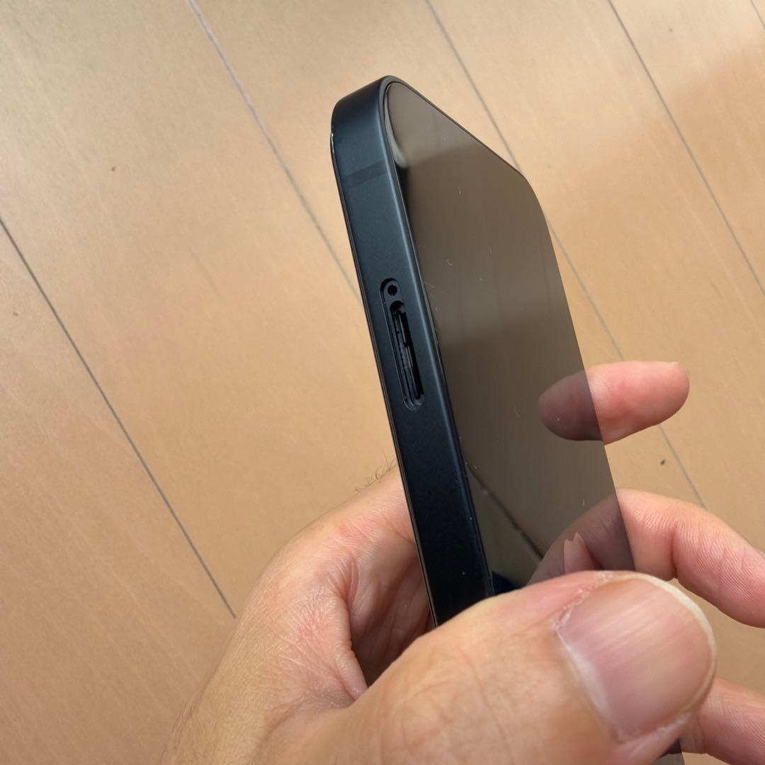 Apple iPhone 13 256GB ブラック 本体