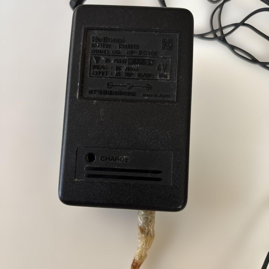 ジャンク　ナショナル　カセットプレーヤー　レッド　レトロ　ウォークマン