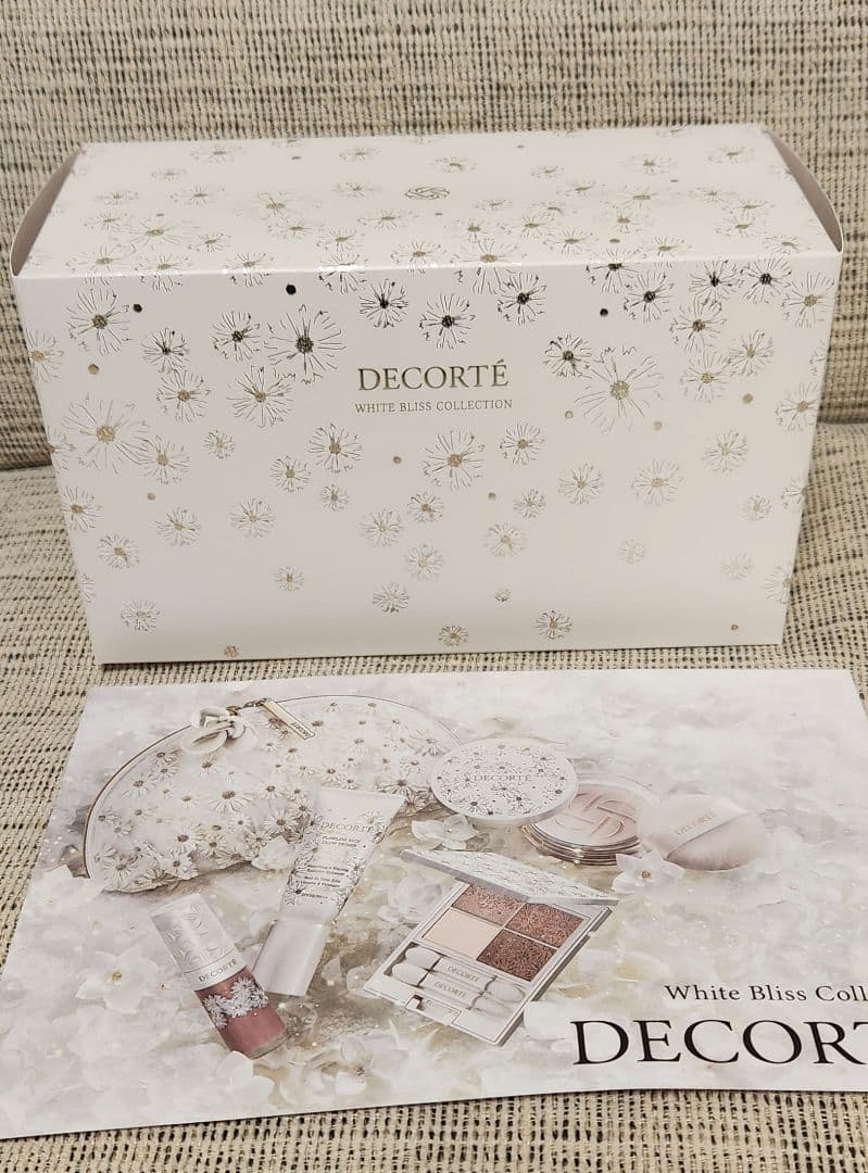 新品未使用 コスメデコルテ クリスマスコフレ2024 ホワイトブリスコレクション