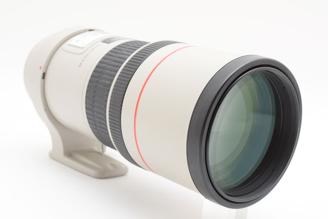 キヤノン　Canon EF 300mm F4 L IS USM