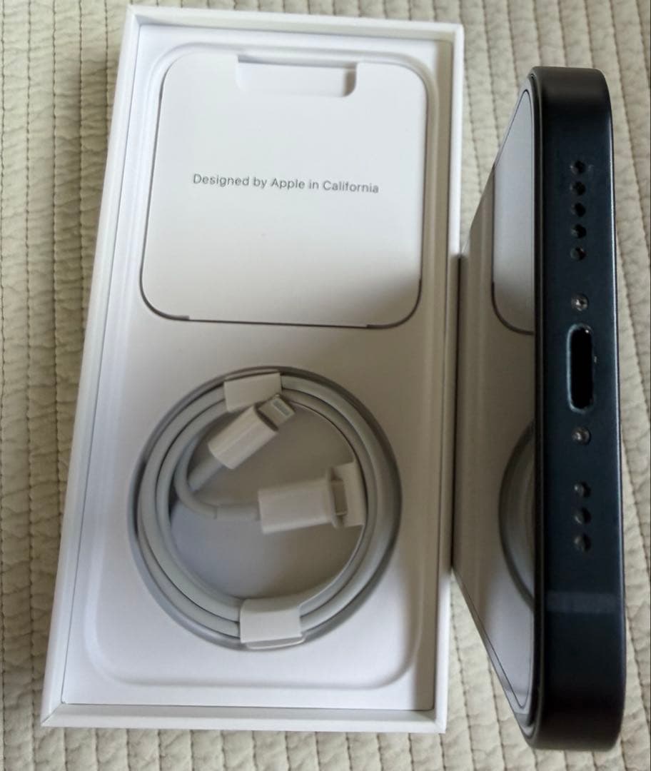 iPhone14 本体　ミッドナイト　256GB