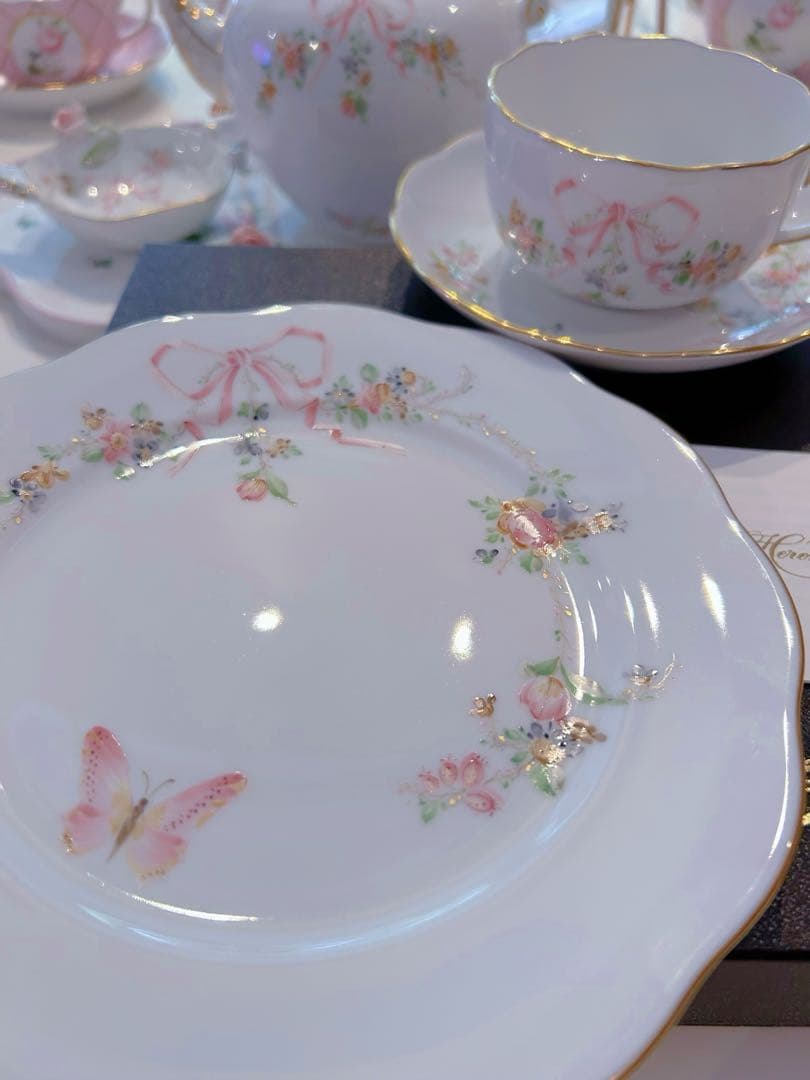 ヘレンド　新品未使用　エデンローズドラジェ　 デザートプレート