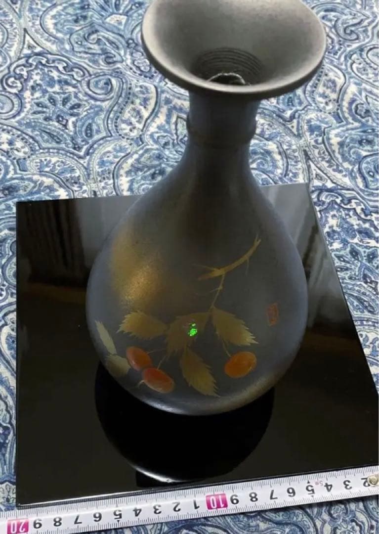 金運爆上げ　風水最高！門外不出品　1点物　漆塗台座付き　特殊朱銅製壺花瓶　月山釜