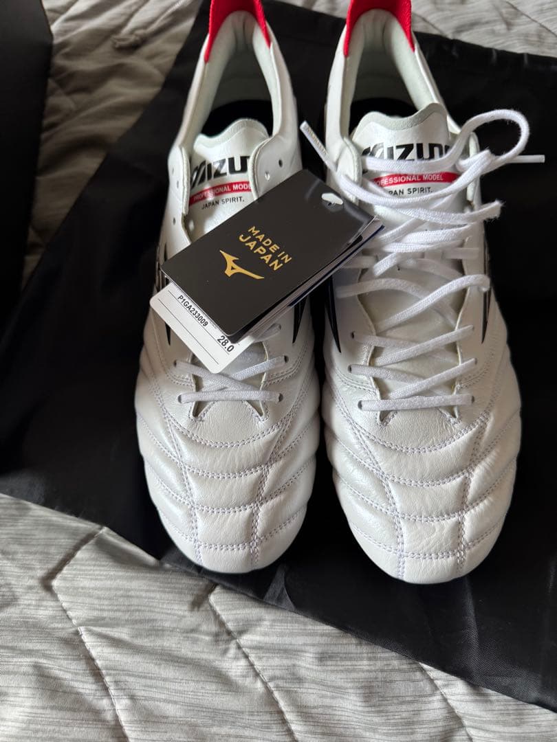 Mizuno Morelia NEO ホワイト/レッド