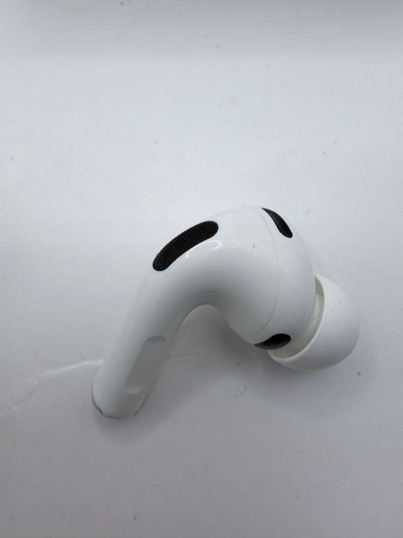 あ*い様 AirPods Pro 3 本体 充電ケース付き