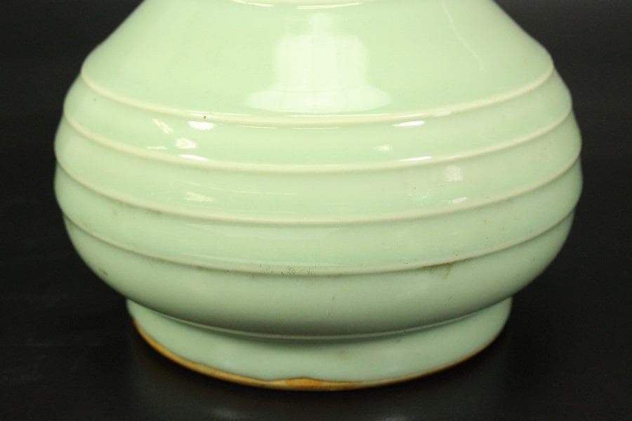 初代 宮永東山作 青磁花入(ZE716)