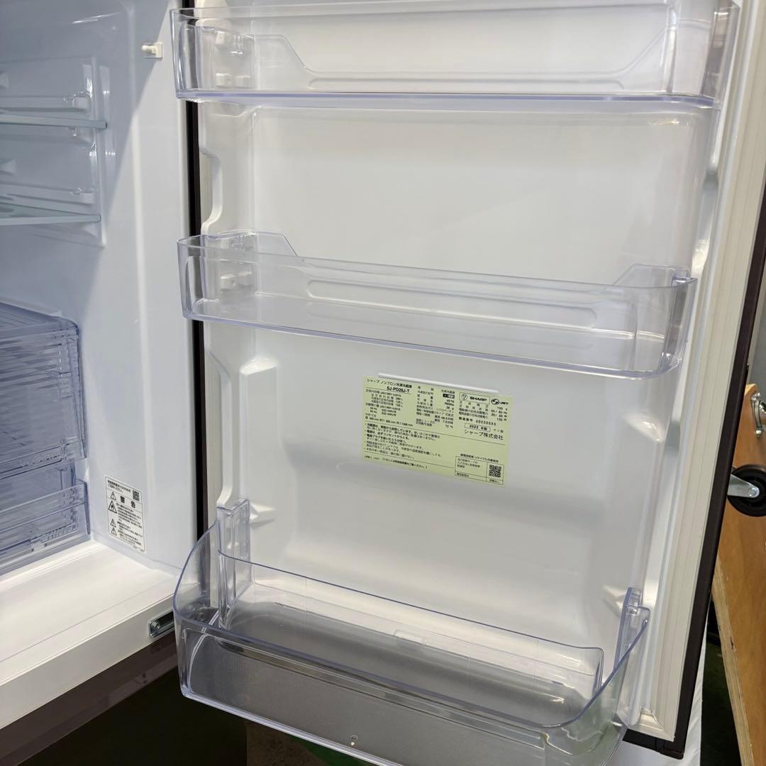 mari  806　シャープ　冷蔵庫　23年製　200-300ℓ　右開き
