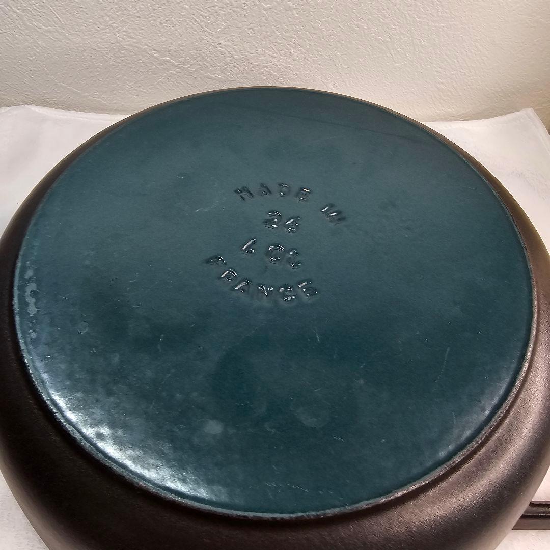 廃盤 Staub ストウブ シャロー ココット26cm ブラック