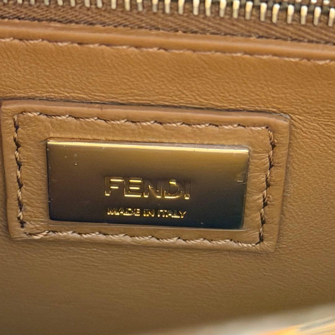 FENDIフェンディ ピーカブー ミニ ブラウン 2WAY