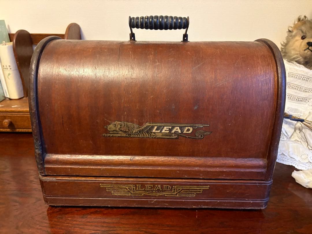 LEAD ミシン　アンティーク　手回しミシン