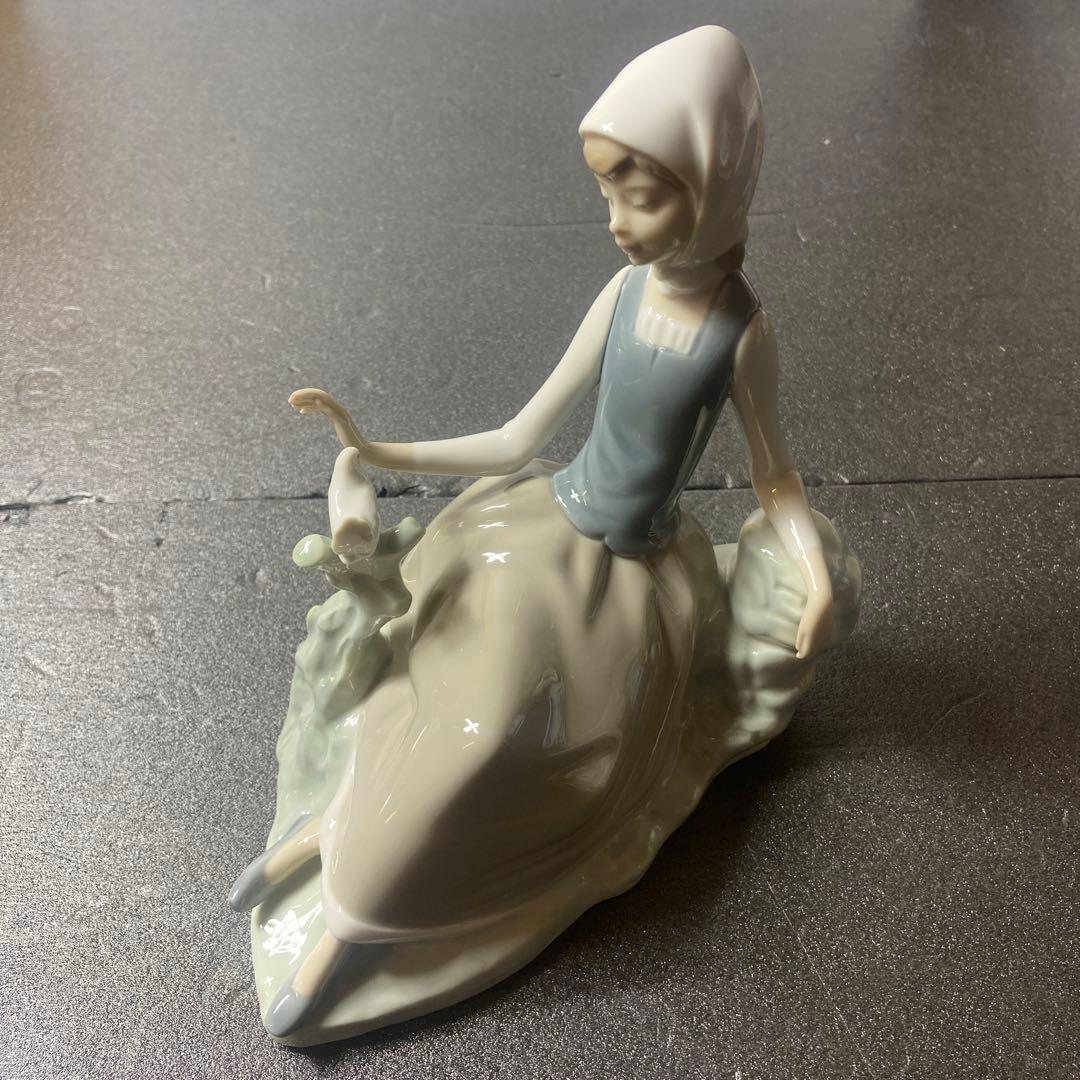 廃版美品　Lladro リヤドロ　羊飼いの少女と鳩