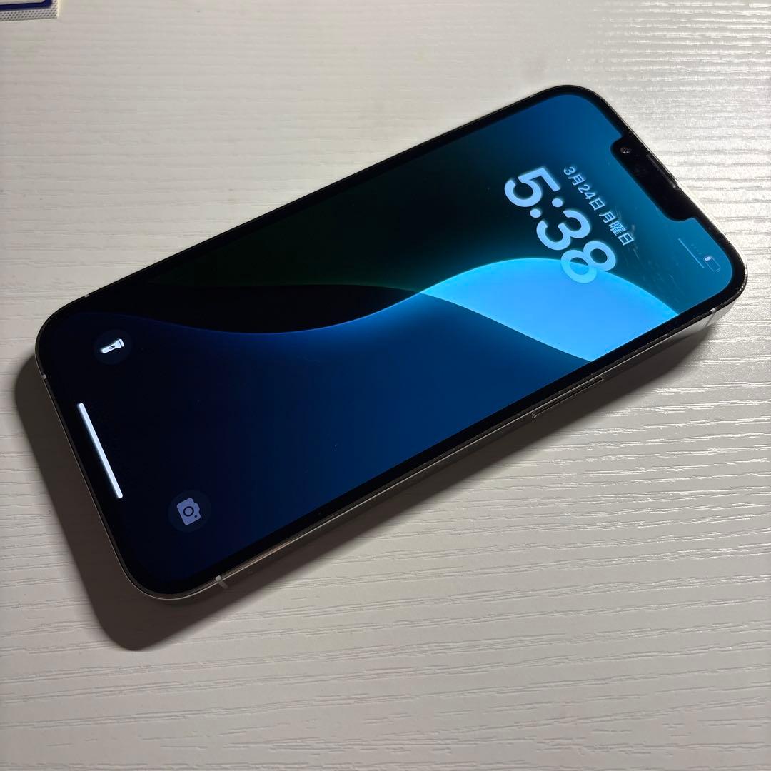 iPhone 13 Pro 256GB シルバー SIMフリー 極美品