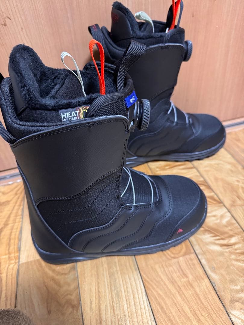BURTON MINT BOA 25 wideワイド　スノーボードブーツ